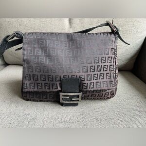 Fendi Mamma Baguette Vintage Zucca print